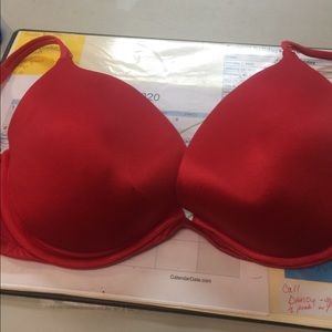 Victoria’s Secret Red Bra 38D